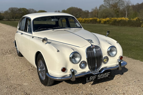 Jaguar Mk2 Saloon