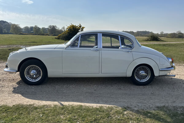 Jaguar Mk2 Saloon