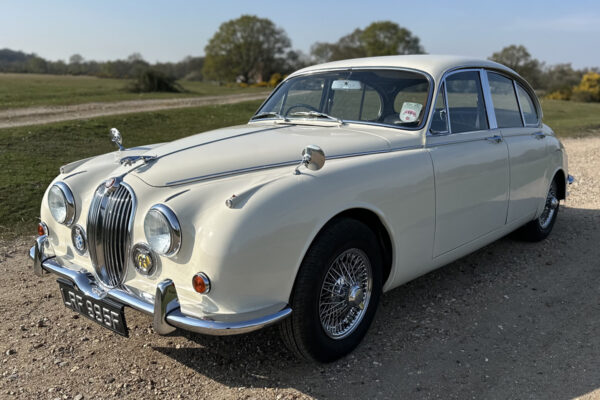 Jaguar Mk2 Saloon